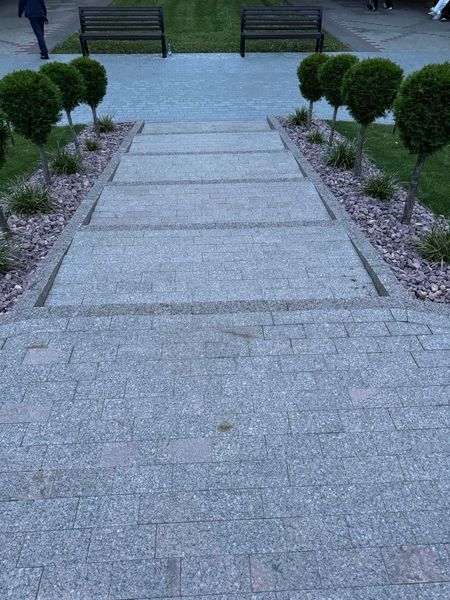 Гранітна плитка Лабродарит (термо) 10*20/3см 111111 фото