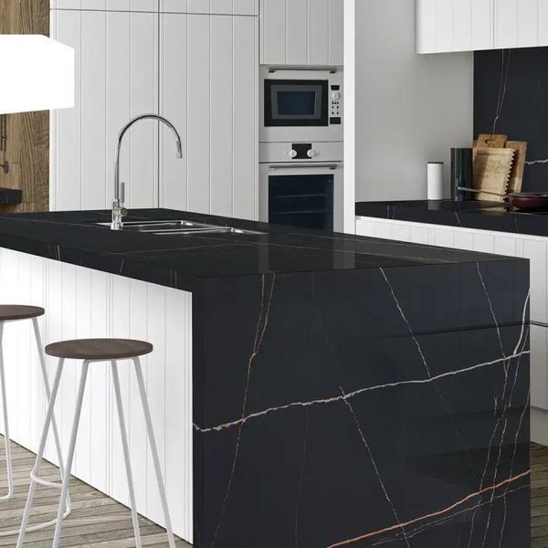 Кварц Calacatta Marseille Quartz &mdash; 3200x1600x20 мм(т) 4053 фото
